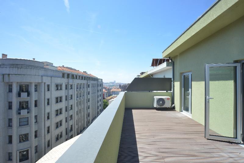 Spot Family Apartments Porto Exterior photo